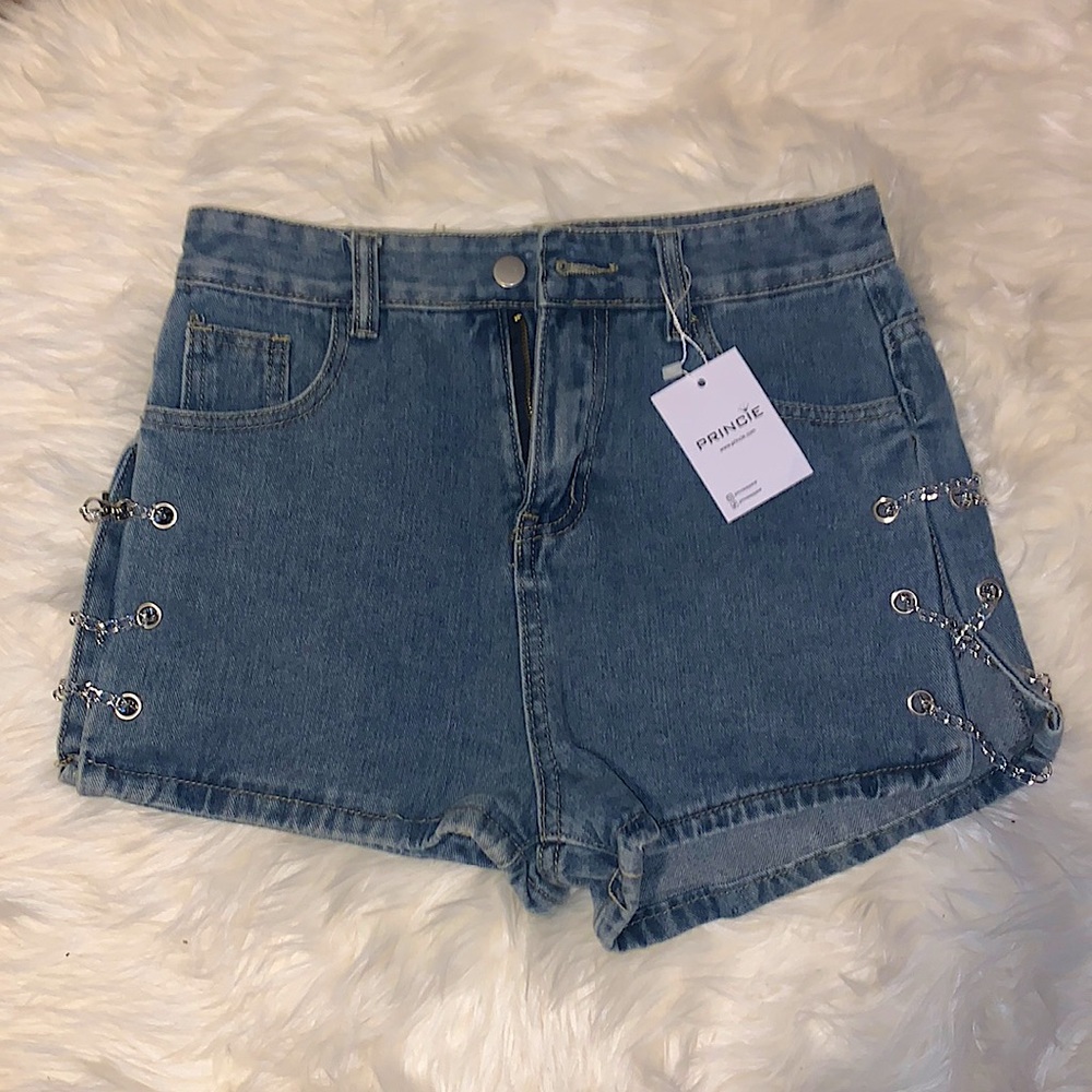 NWT Prince Chain Shorts